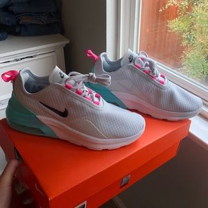 Women’s Nike Air Max